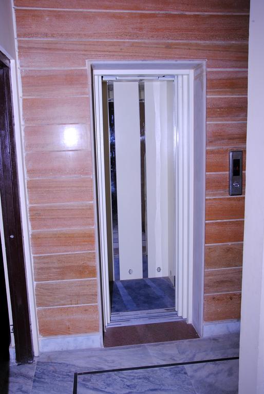 Tonk Meru Palace Guest House And Restaurant المظهر الخارجي الصورة